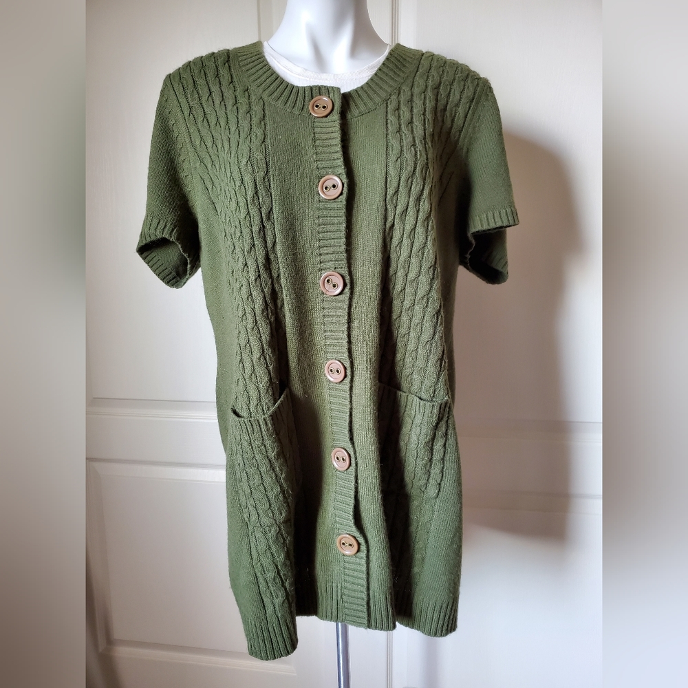 Lane Bryant short sleeve Olive Green Cable Knit Cardigan / Sweater size 18/20
